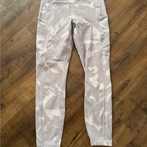 Lululemon Gray Patterned Leggings